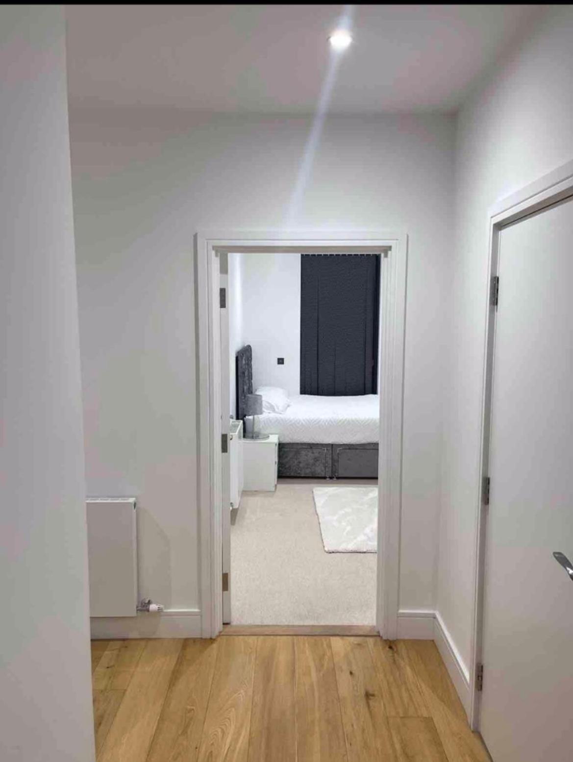 Apartamento Luxury Floor Penthouse Near Heathrow *