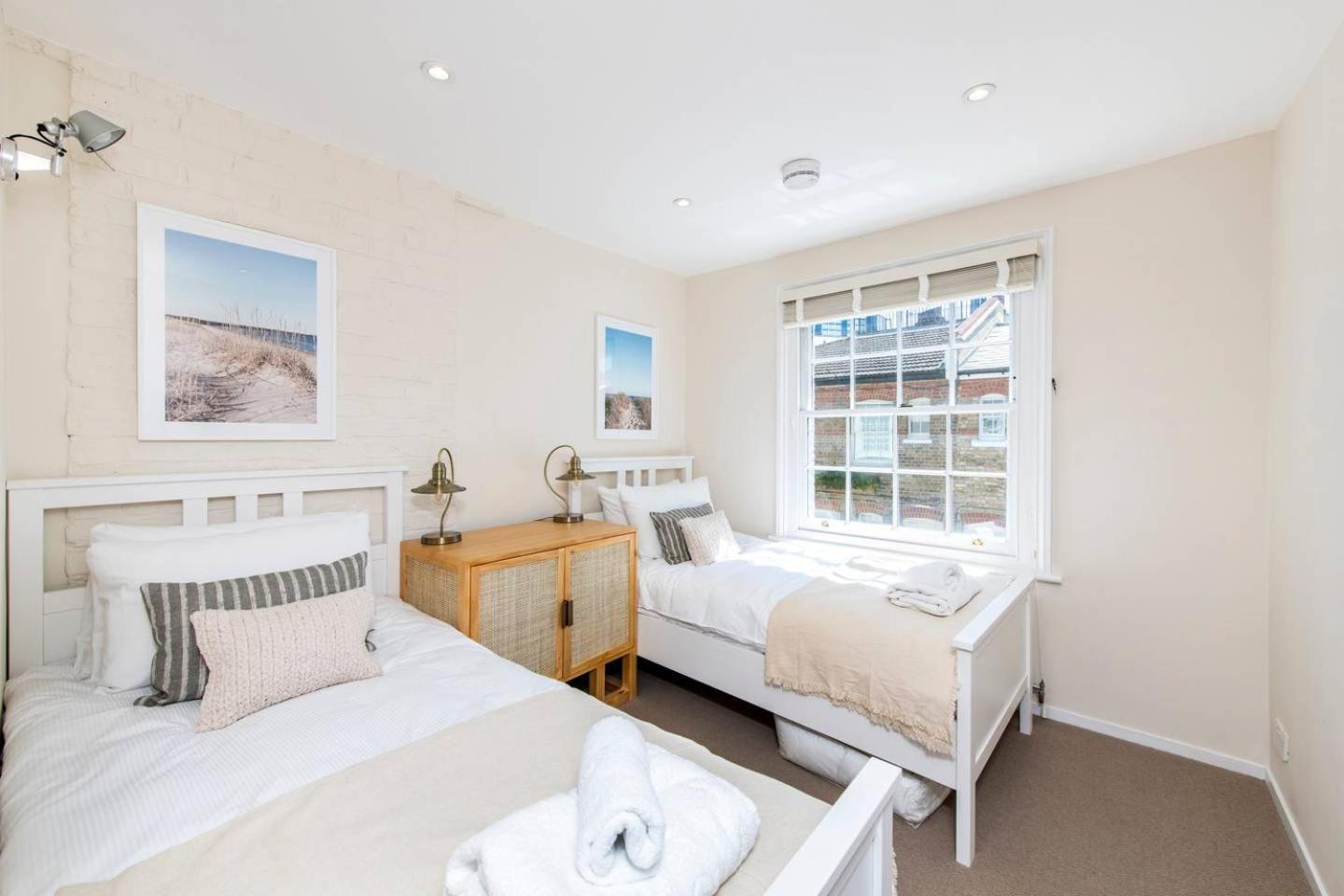 Holiday home Divine 3 Bed House In Battersea *
