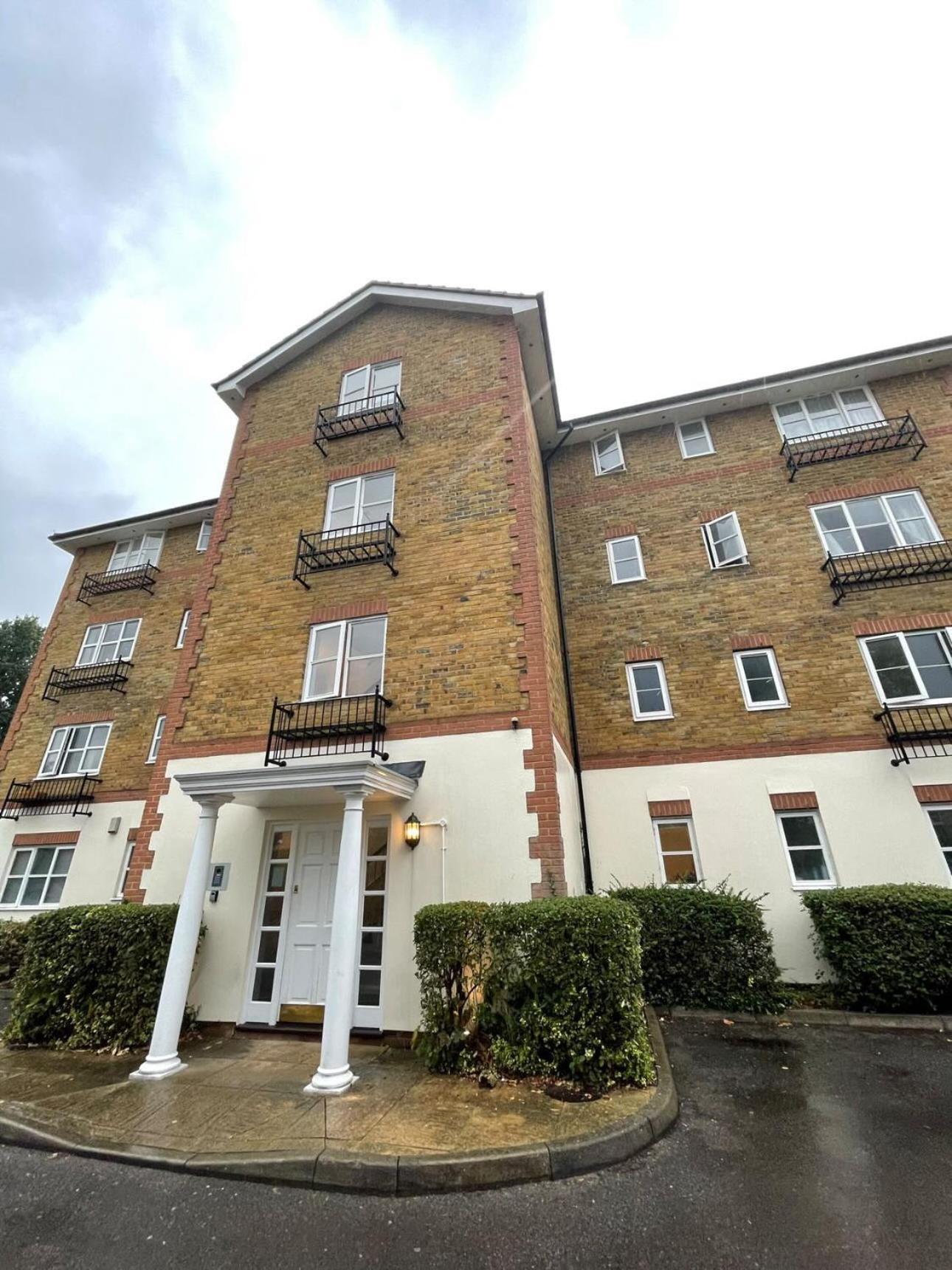 Spacious Quiet Stylish Entire Flat Appartement *