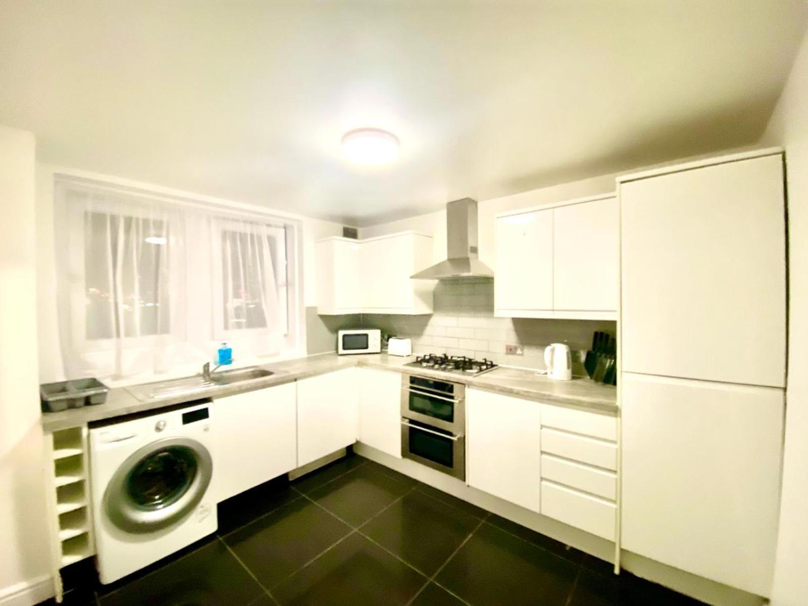Apartment Comfy Two Bedroom Edgeware Road In *