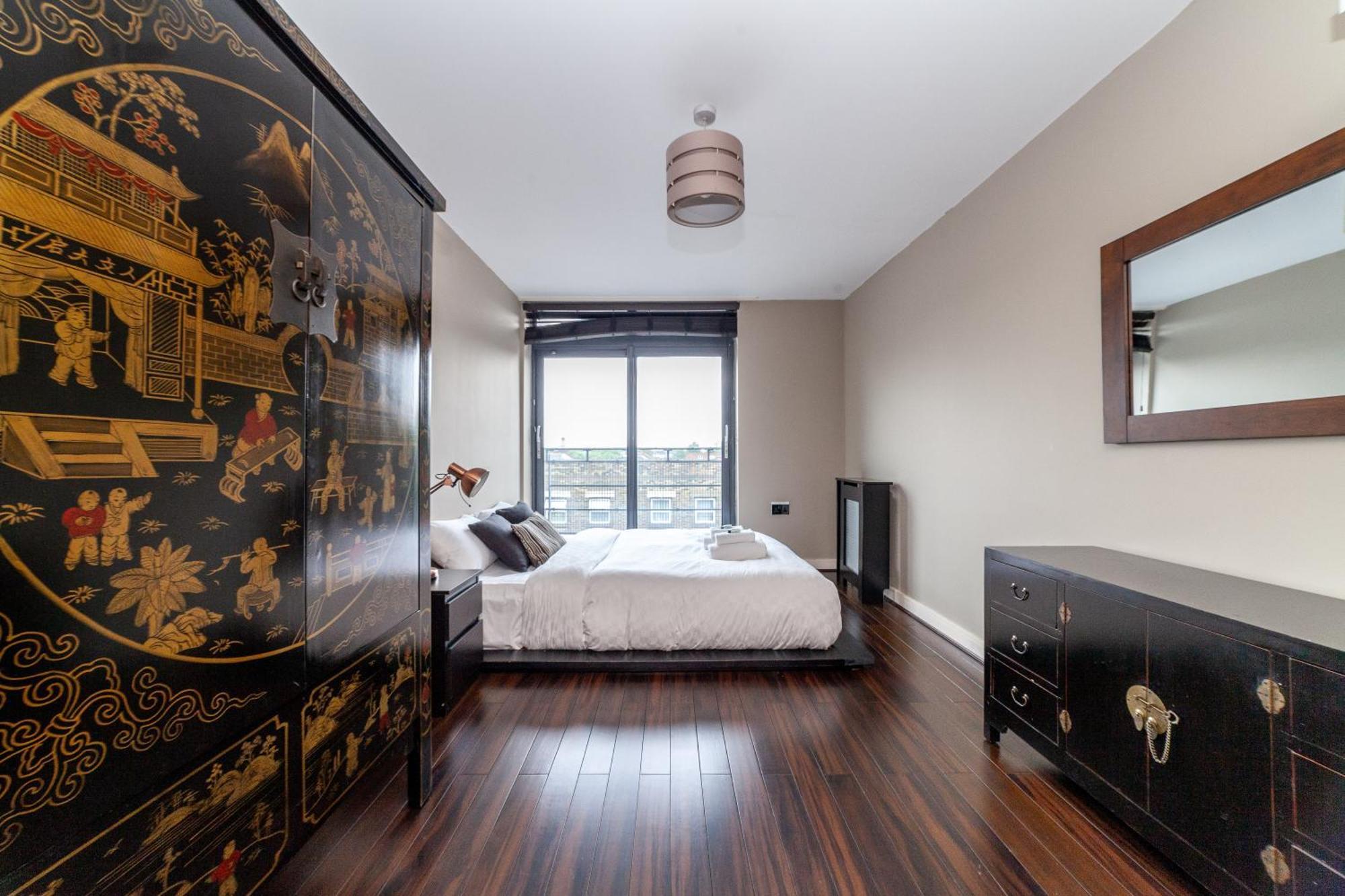 Magnificent 2 Bedroom Flat, Caledonian Road Apartment *