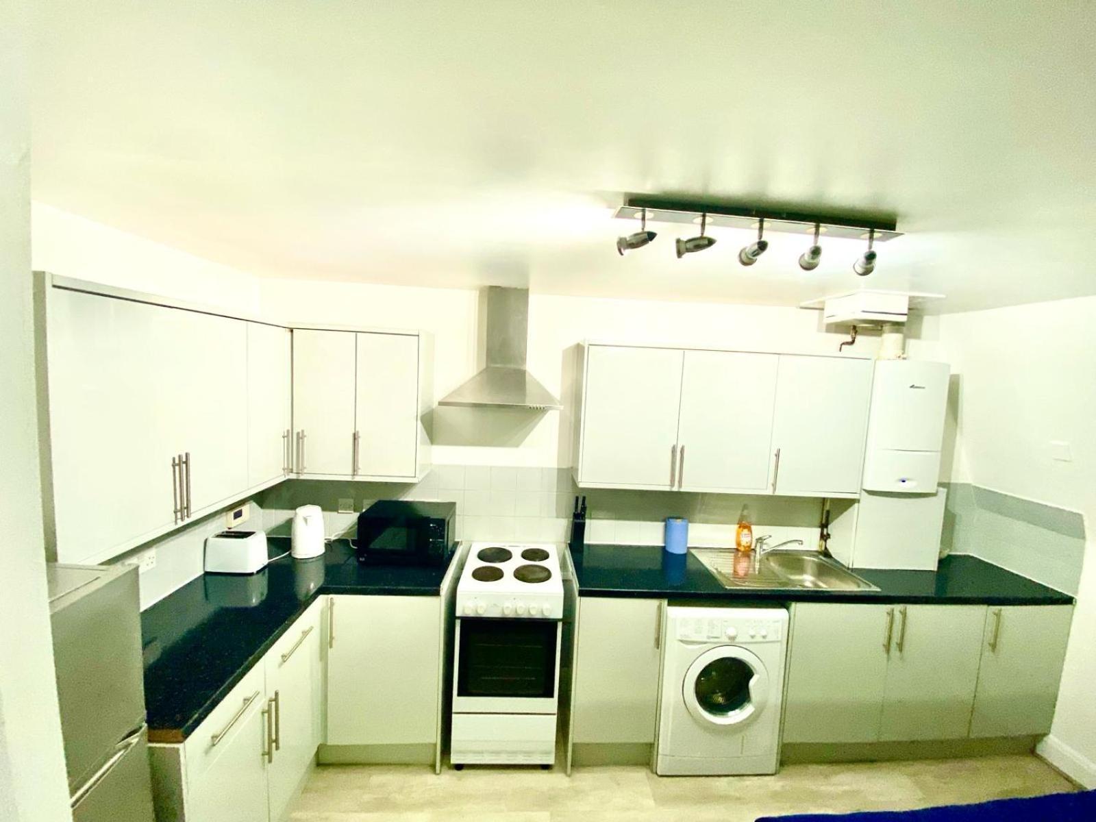 Cozy One Bedroom Flat Free Car Park In