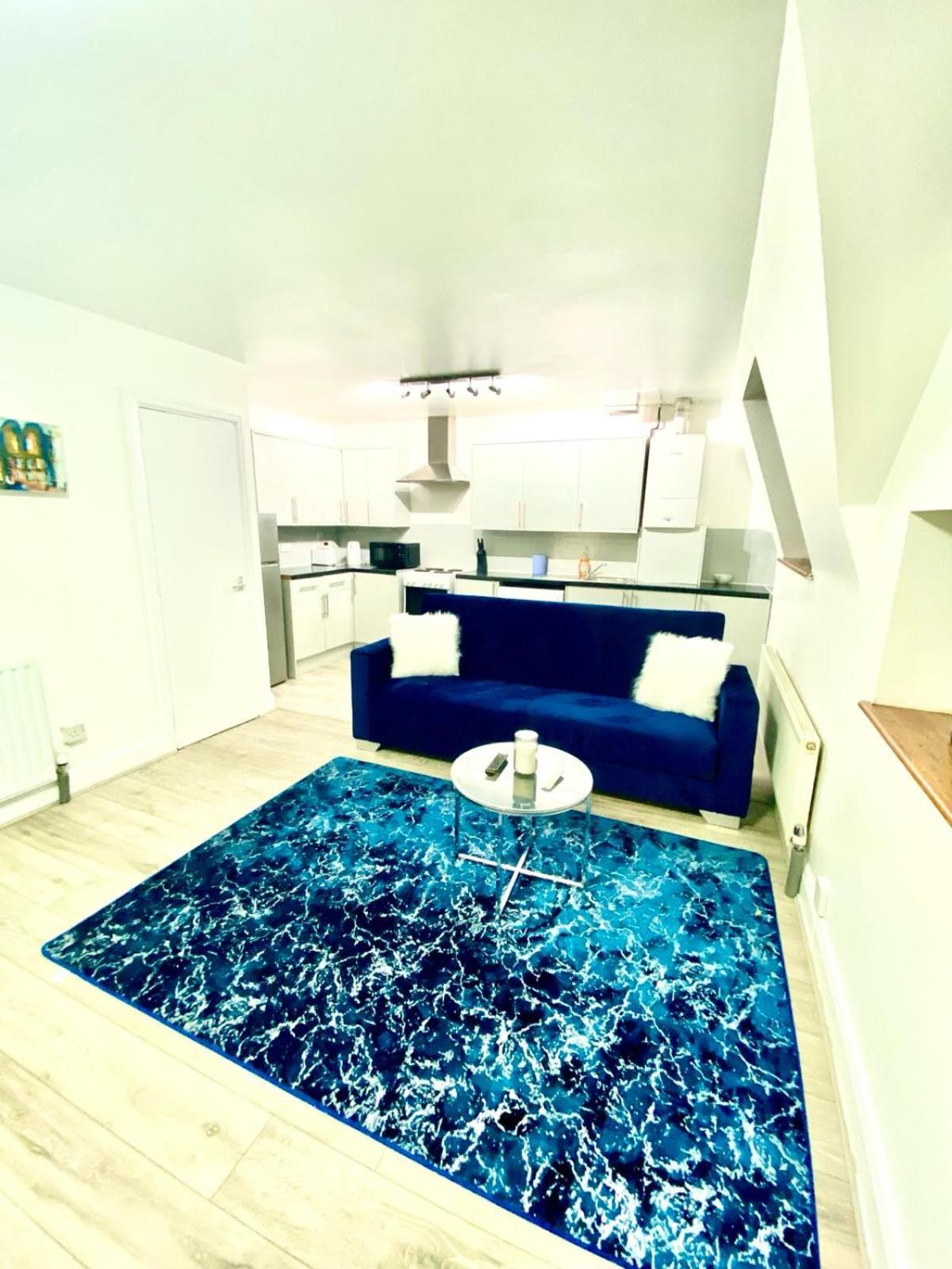 Cozy One Bedroom Flat Free Car Park In Londen