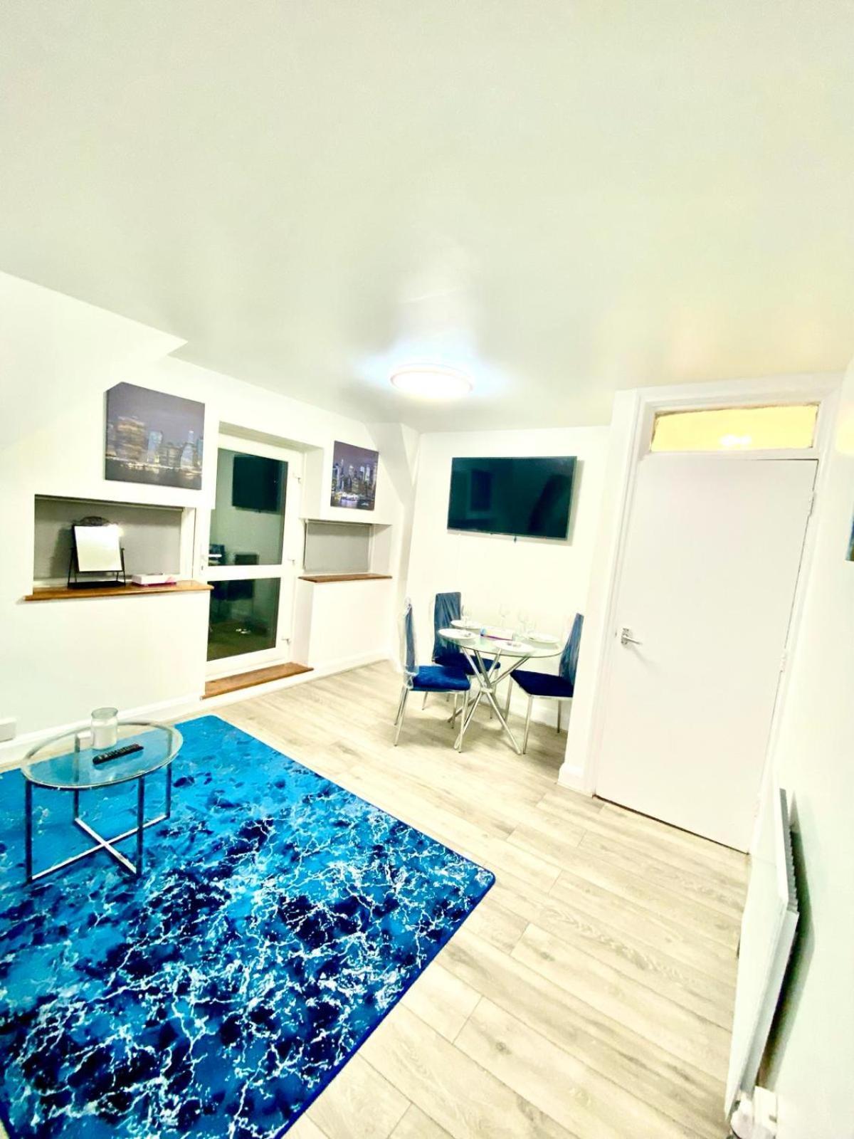 Apartamento Cozy One Bedroom Flat Free Car Park In