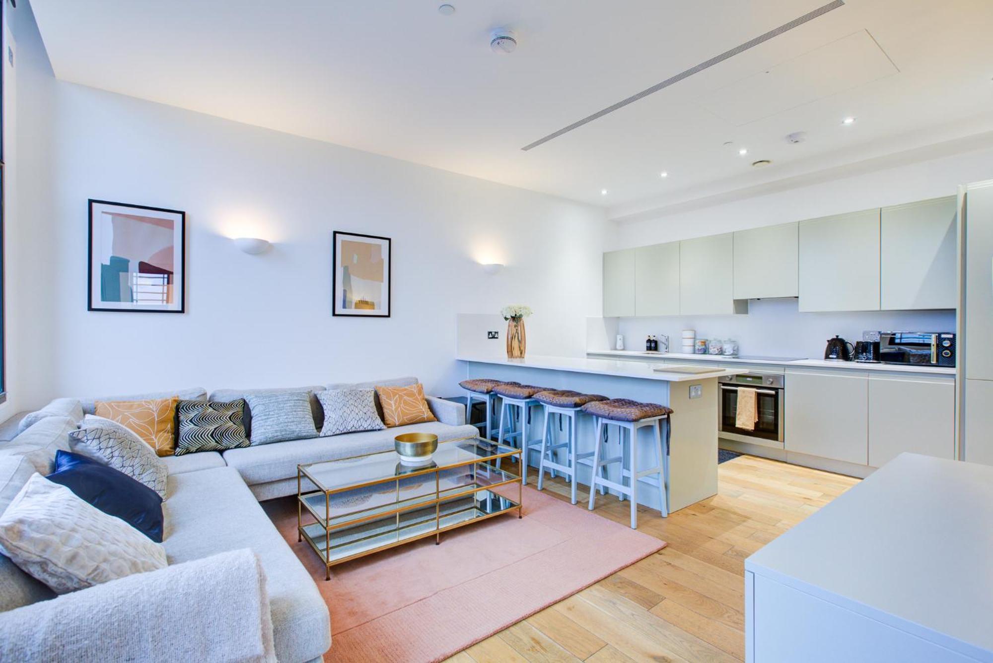 The Hoover Building By Artsy Apartment London