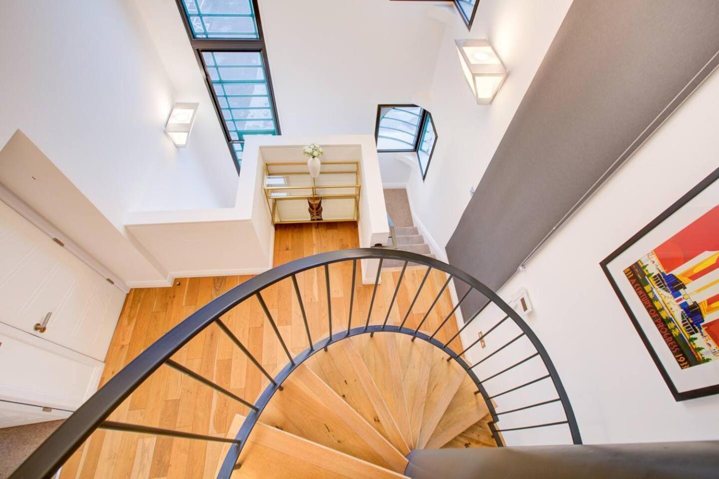 Apartment The Hoover Building By Artsy *