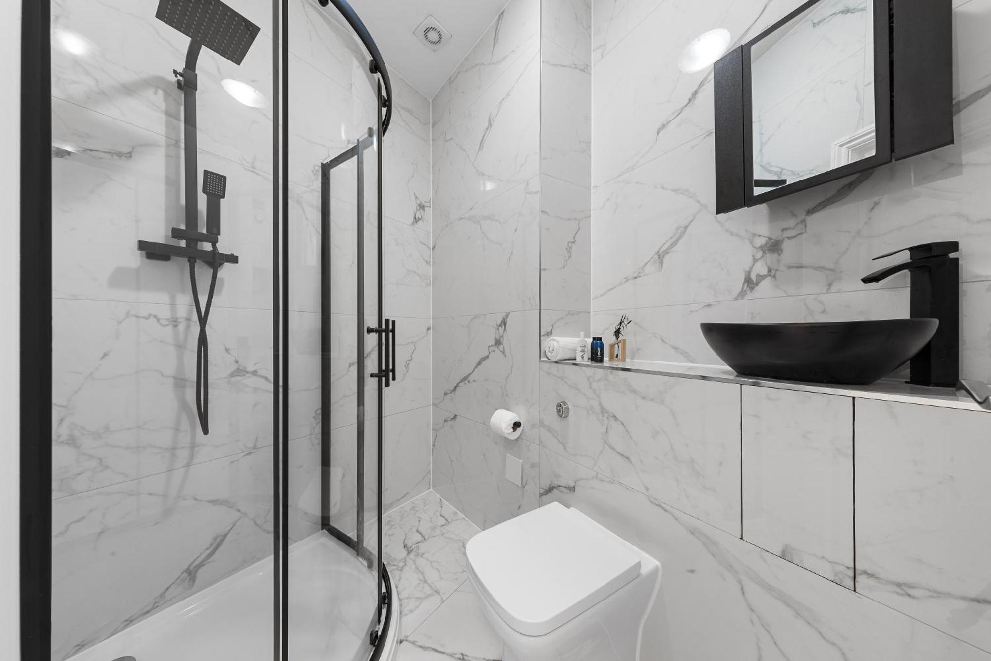 Apartamento Serviced Modern Flat - Sleeps 2 - Good Links To King Cross, Euston, Finchley Road Station - Nw3 *
