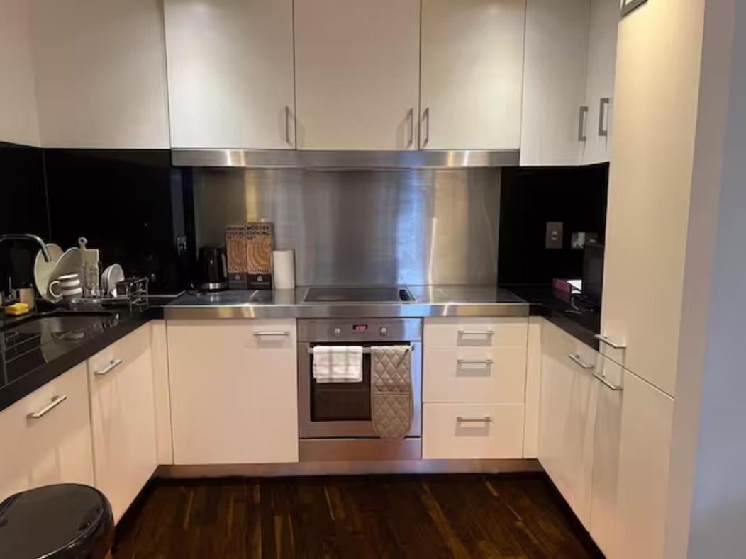 Luxury River View Canary Wharf Appartement *