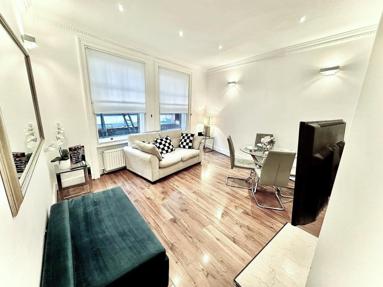 Apartamento Alluring 2-bed, 2-bath Flat On High Street Kensington, Near Kensington Palace Londres