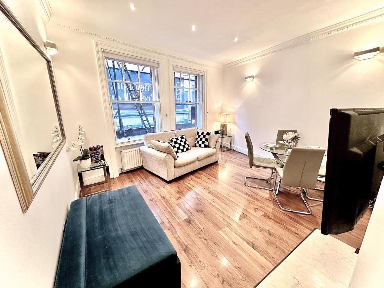 Alluring 2-bed, 2-bath Flat On High Street Kensington, Near Kensington Palace