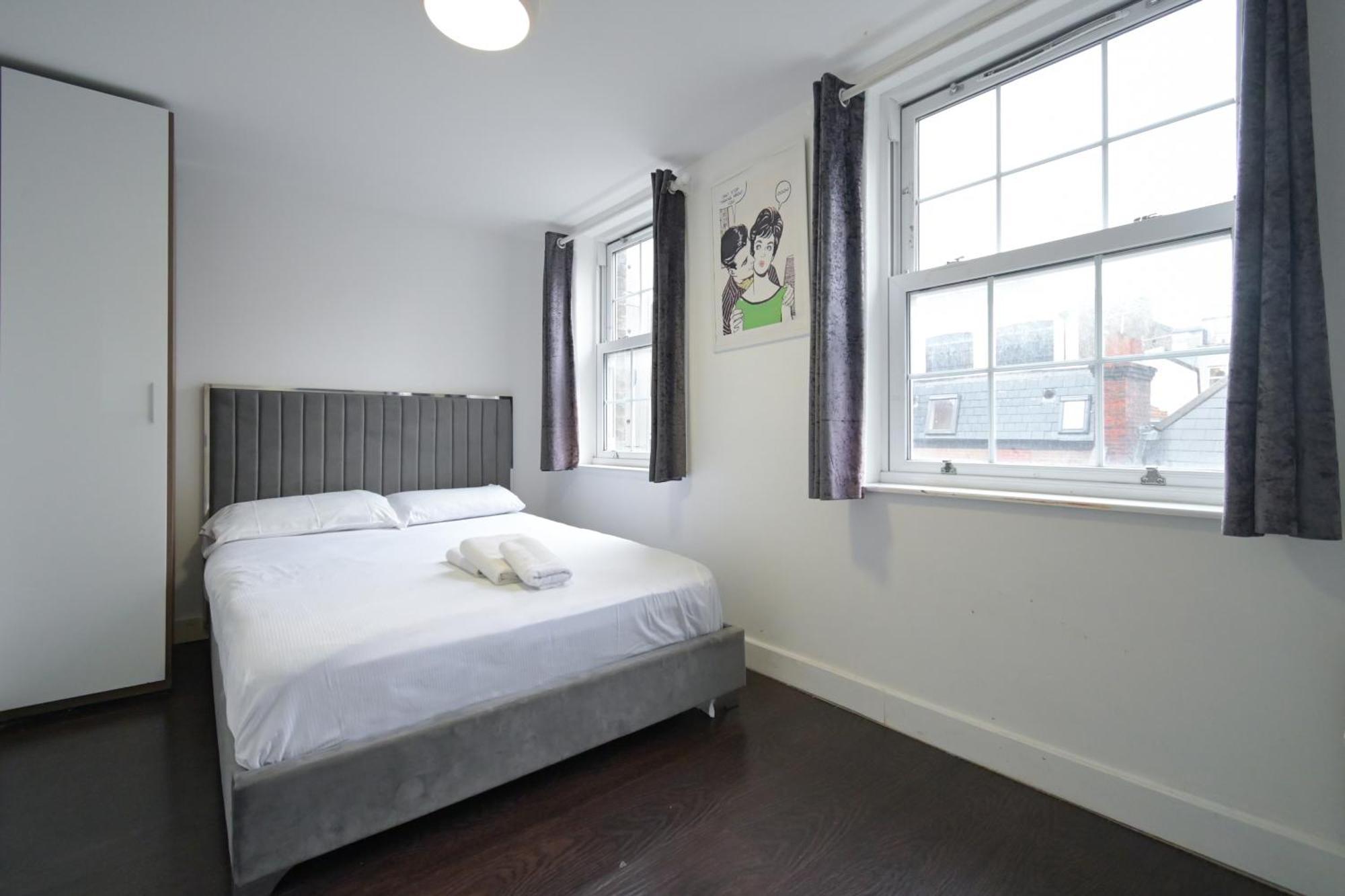 Charlotte Street By News London