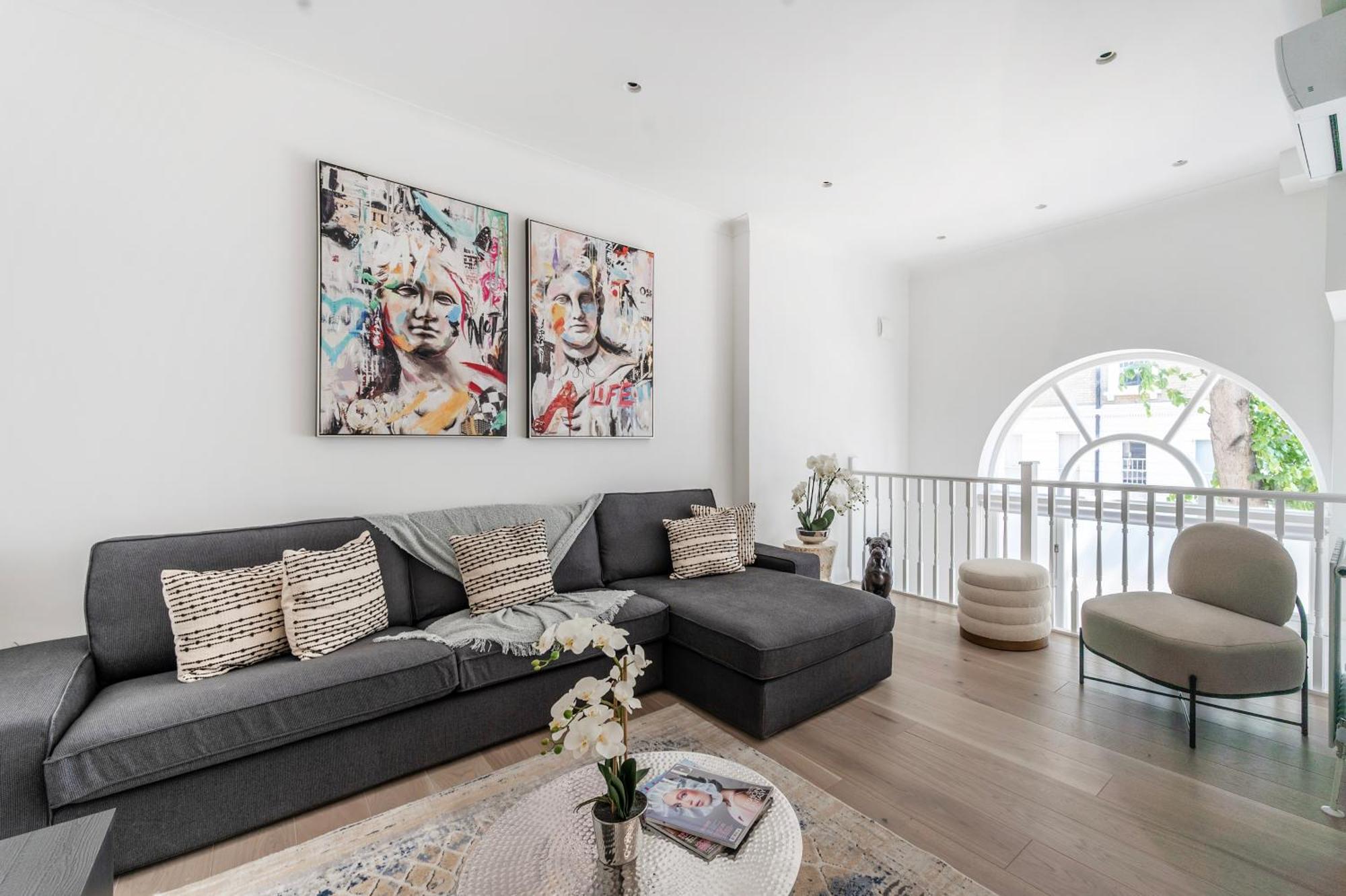 Townhouse Moments From Hyde Park & Notting Hill - Free Luggage Storage Nearby And In Unit Washing Machine & Dryer *