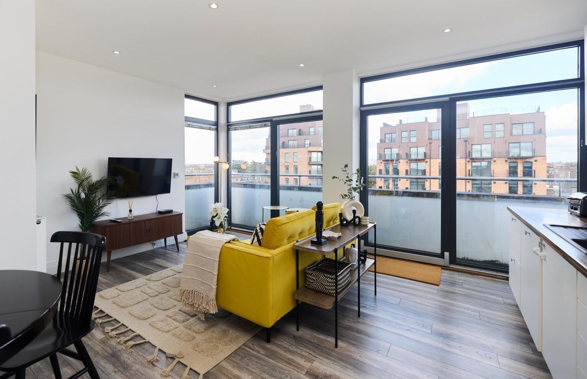 The Harlesden Classic - Lovely 2bdr Flat With Balcony * Londres