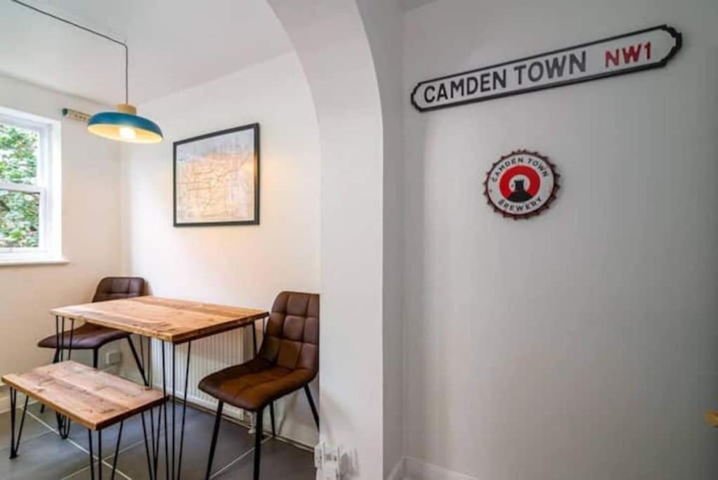 Quiet 4 Bedroom House Between Camden & Kings Cross Casa de férias