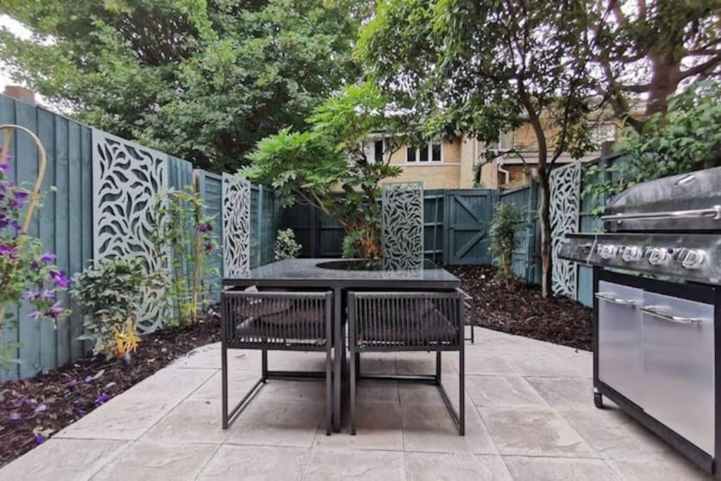 Quiet 4 Bedroom House Between Camden & Kings Cross *