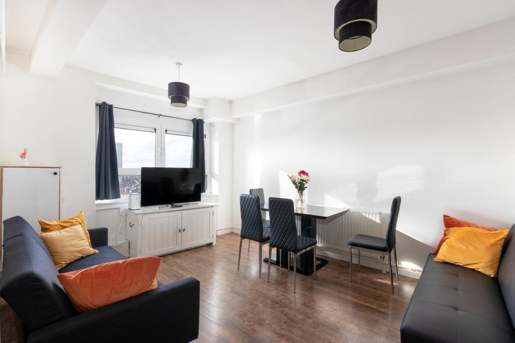 2 Bed Bethnal Penthouse * Londres