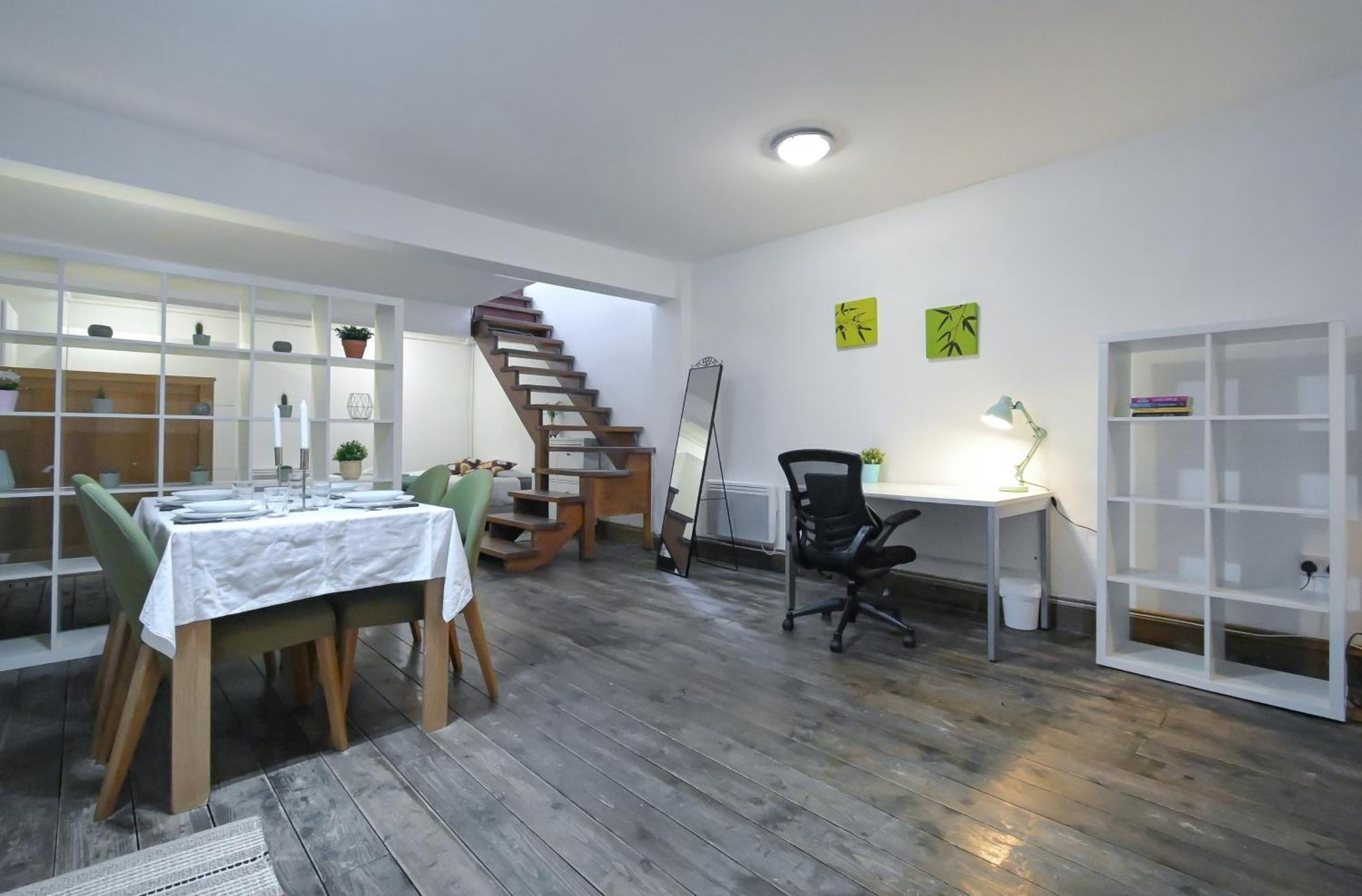 Stoke Newington Studio By Dc