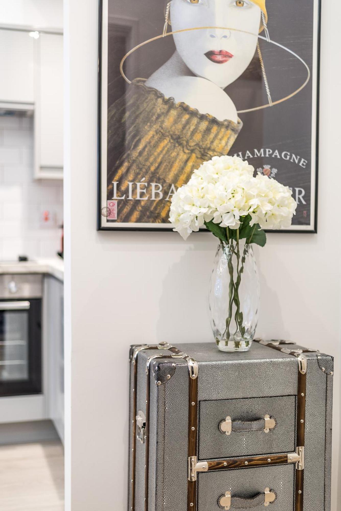 Casa Italia Near Kings Road In Chelsea With Wifi & Washing Machine Apartamento