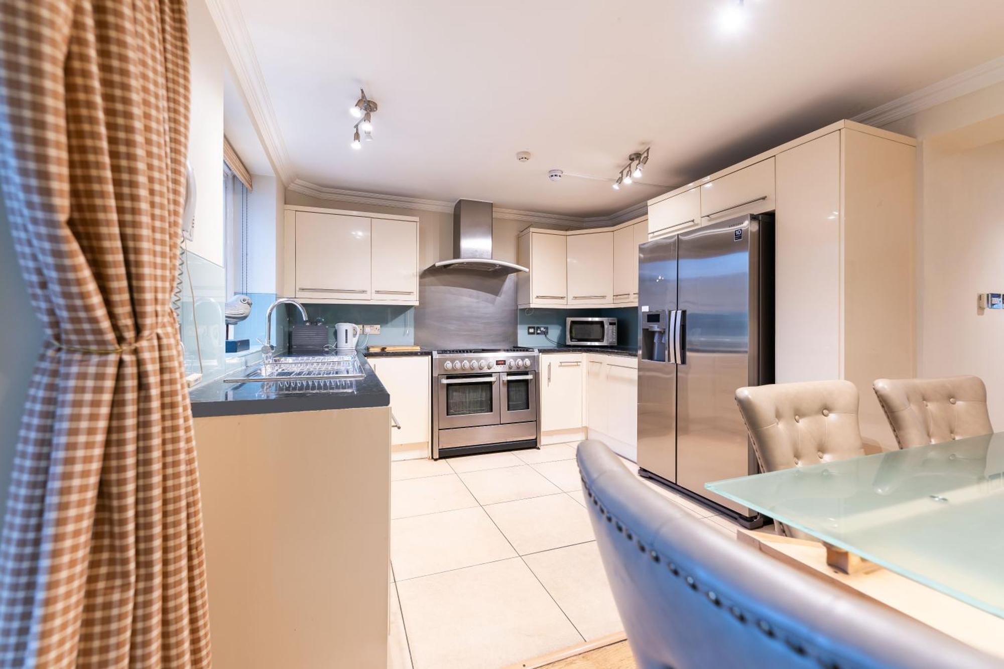Apartamento Luxury 6 Bedroom House In Southwick Street