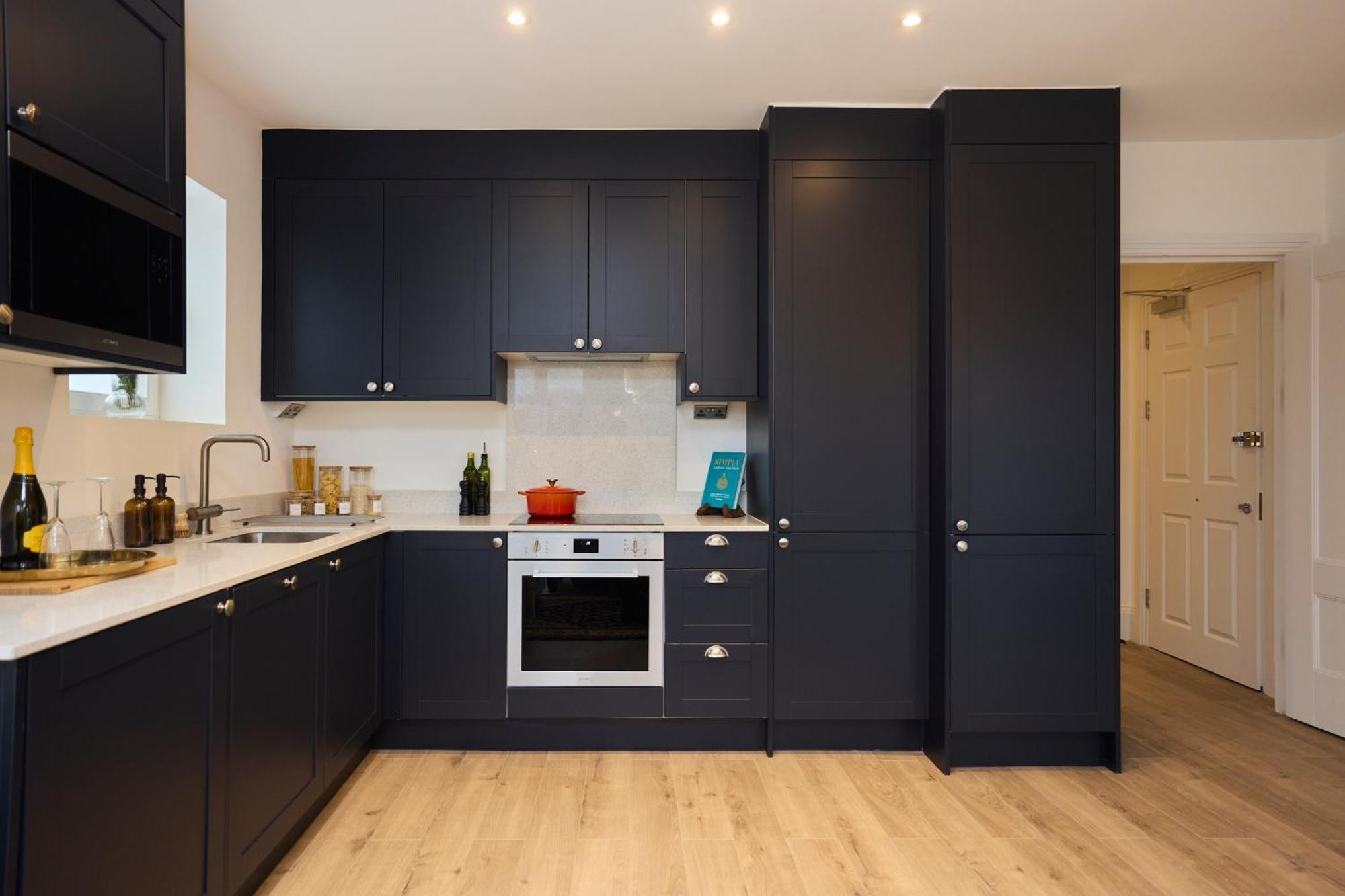 The Wembley Park Arms - Modern 2bdr Flat With Parking + Balcony Londres