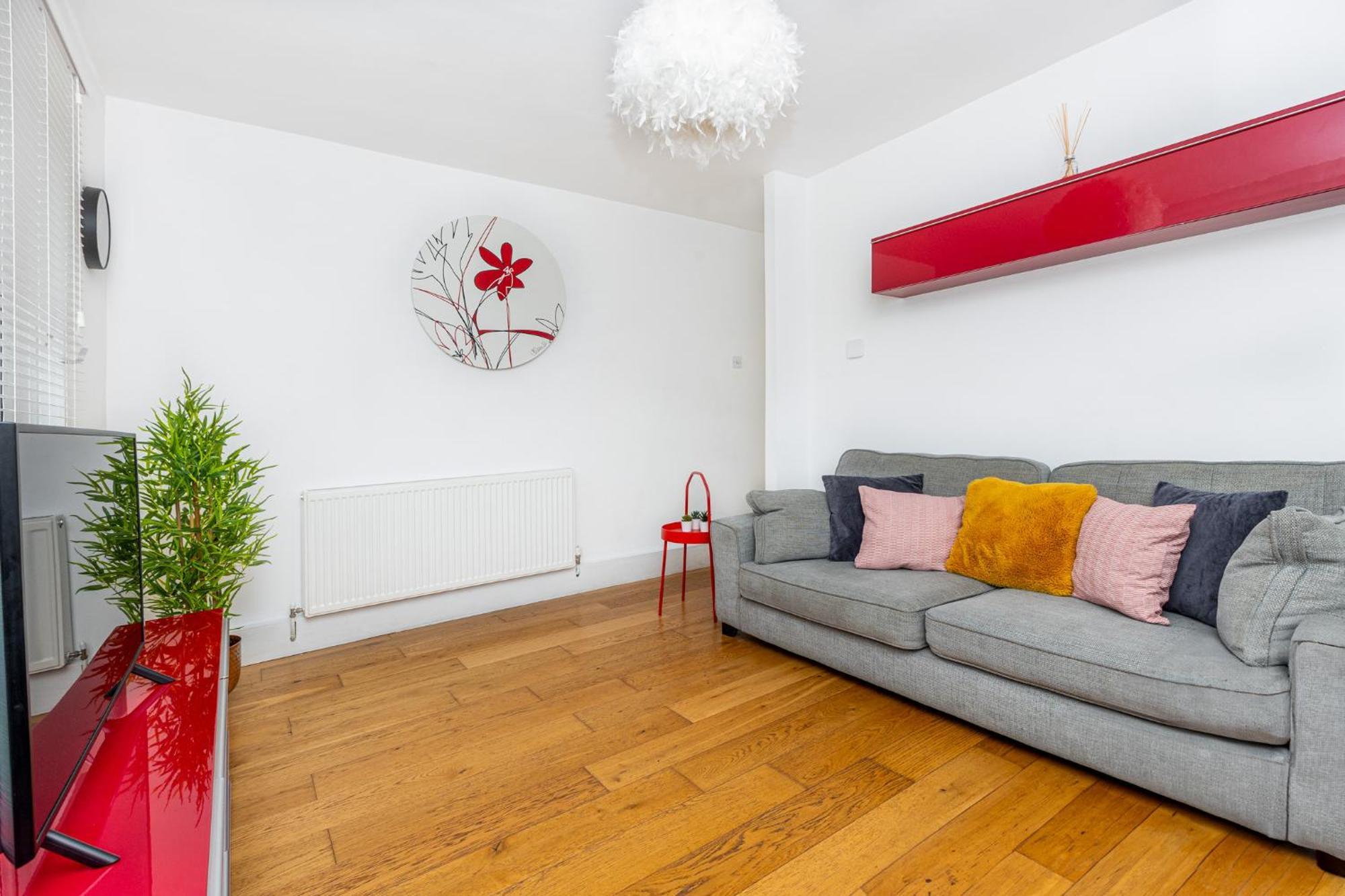 Appartement Newly Refurbished 2br Wbalcony In Vibrant Peckham Londres