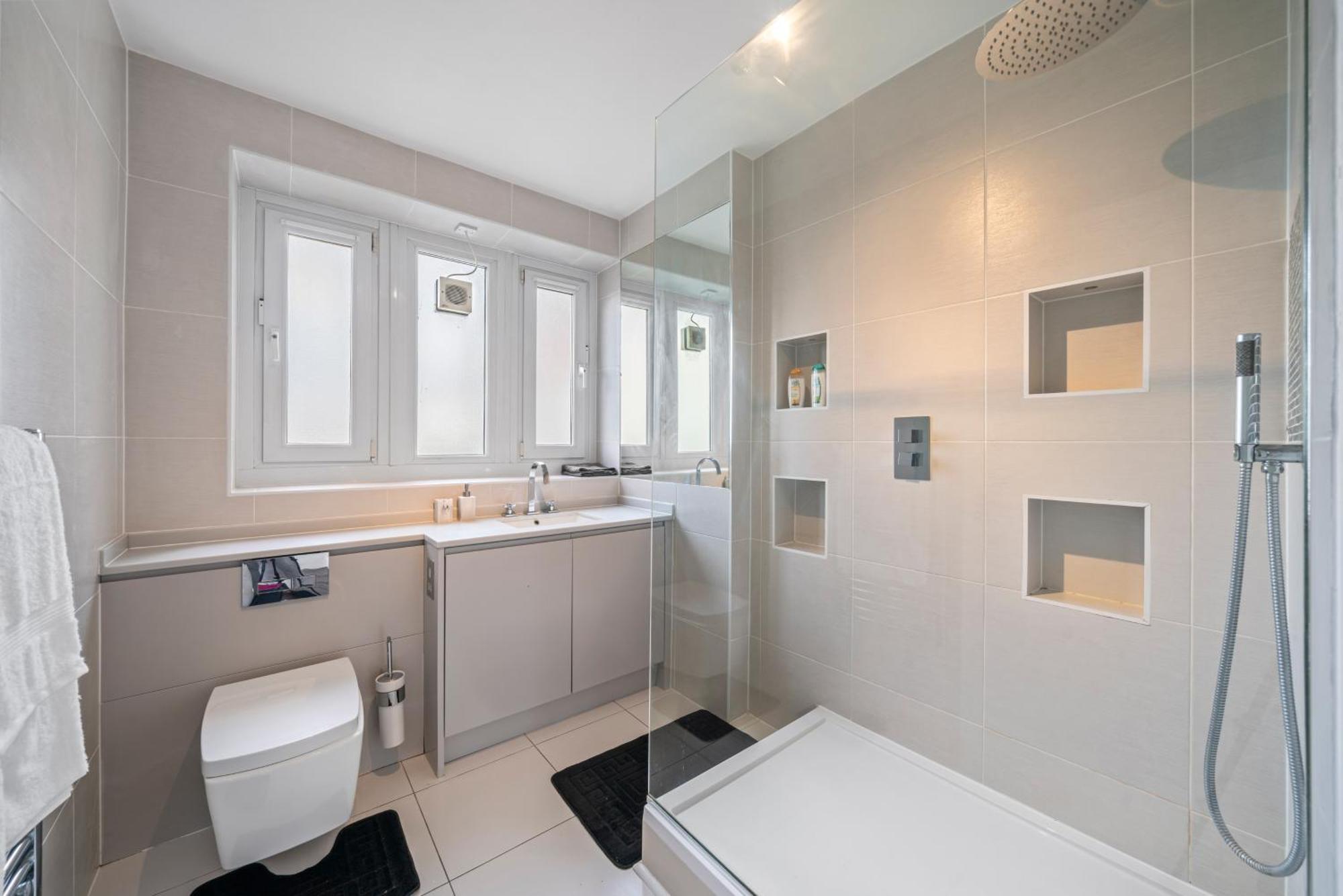 Relax, Play And Work In * London