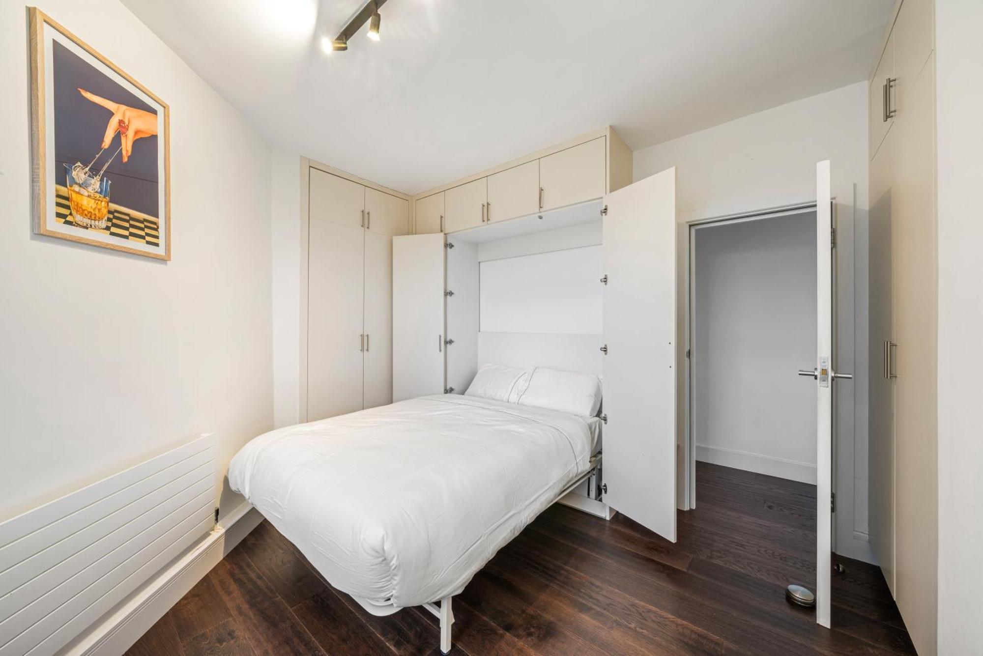 Relax, Play And Work In Apartment