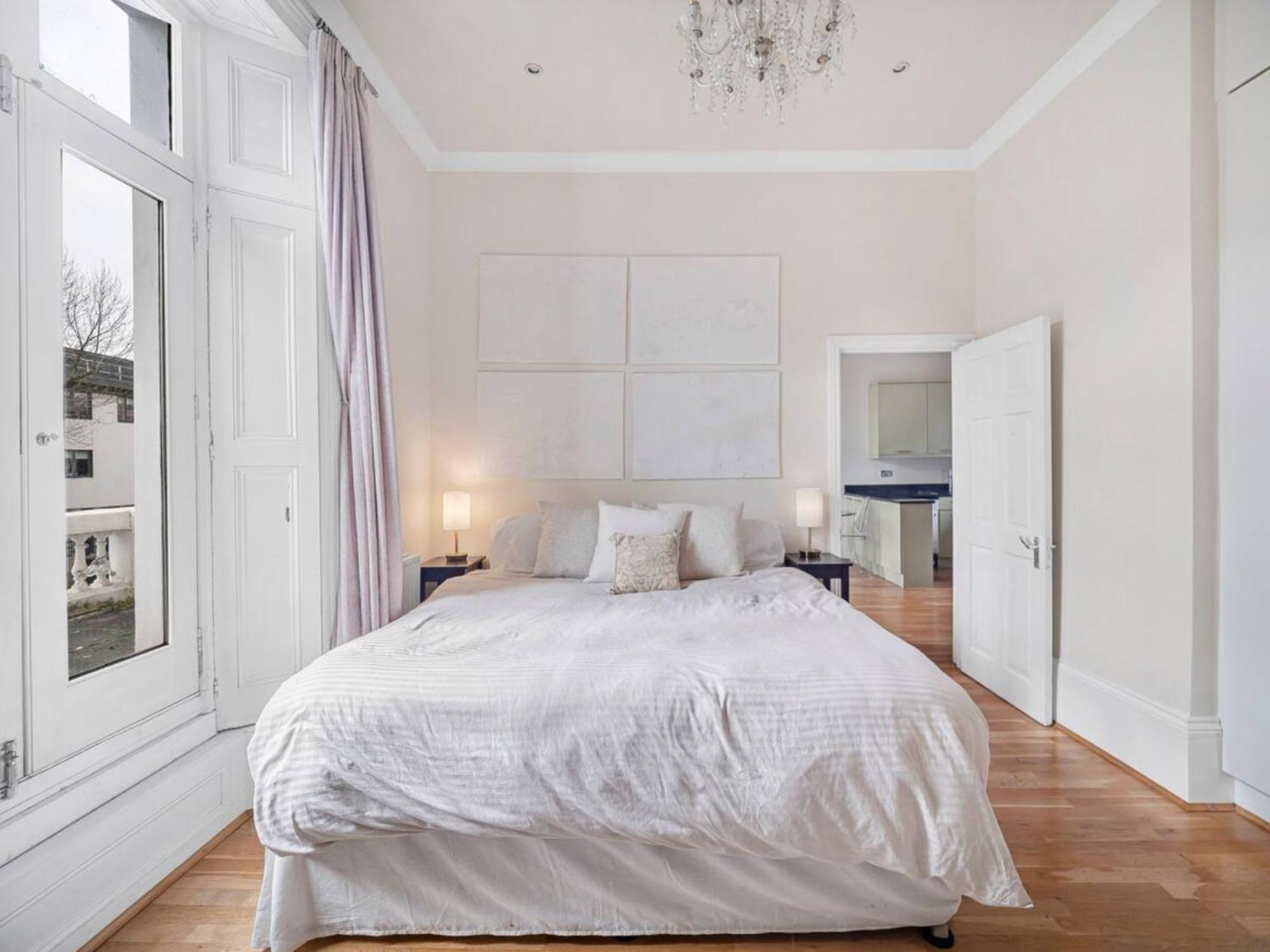 Chic Cosy Flat In Pimlico, Central Pass The Keys
