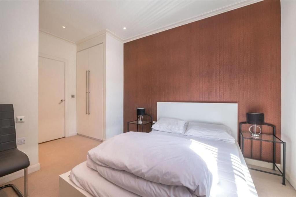 Luxury Penthouse 2 Bedrooms Flat In Canary Wharf Londres