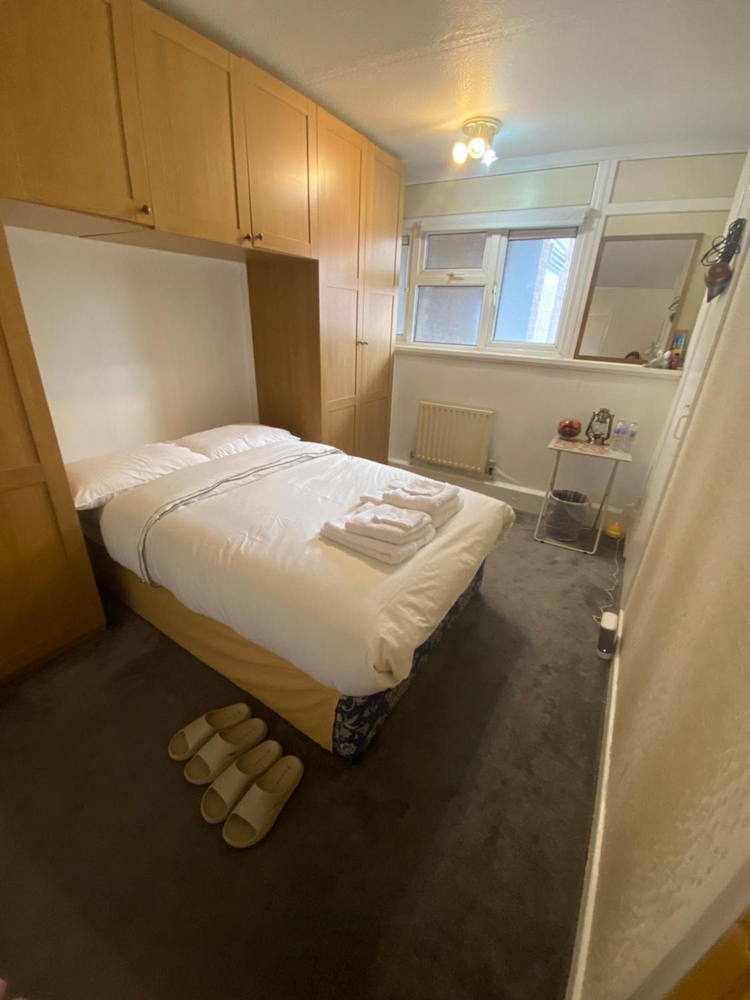 9 Russell Court, King Close Quarto em Acomodações Particulares Londres