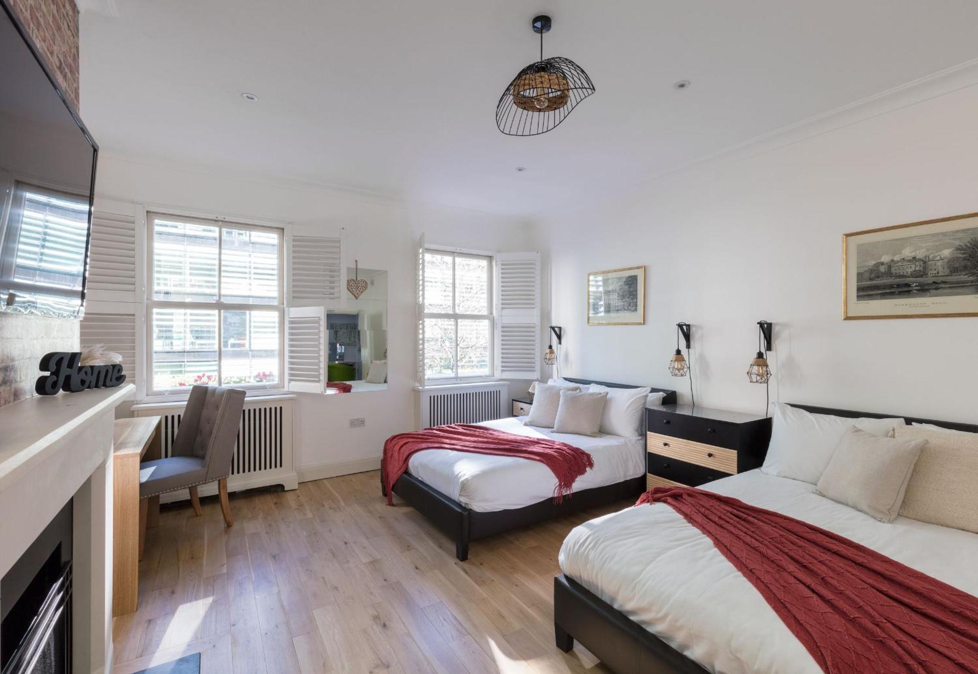 Hébergement de vacances Spacious Quiet 4bedrooms 6beds House With Private Garage 5min Walk To Paddington Station