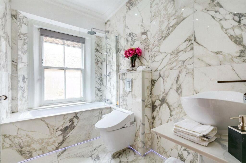 Mayfair Luxury London