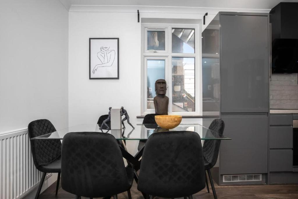 Modern 2 Bed In Prime Camden Sleeps 6 Apartamento