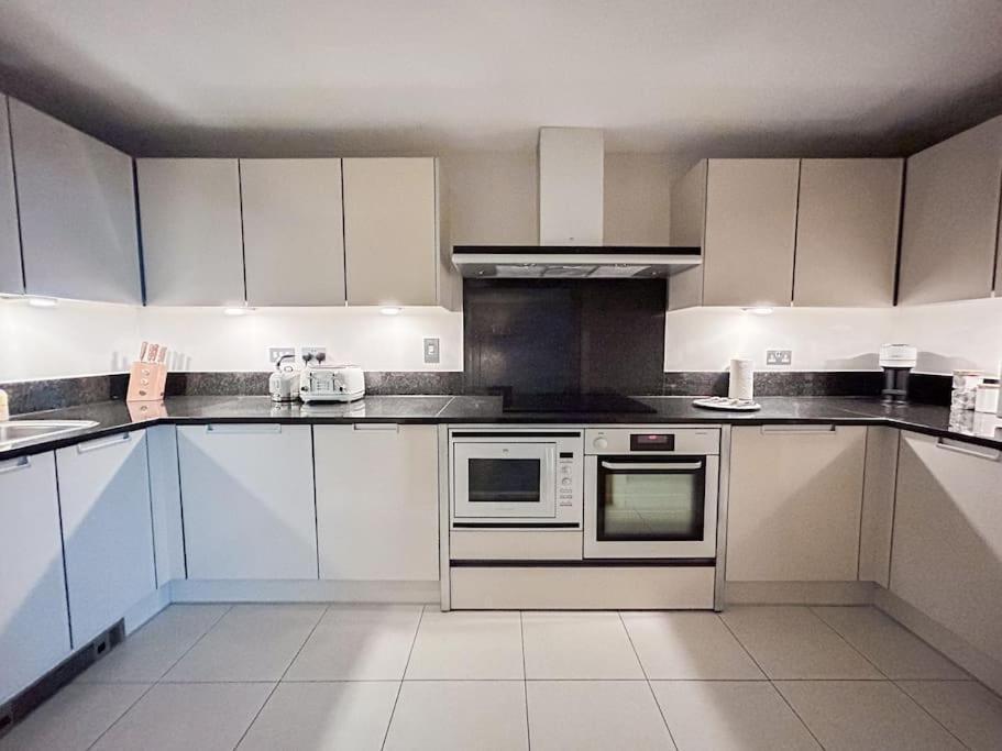 Apartamento Vista Haven: A Short Let Retreat Londres