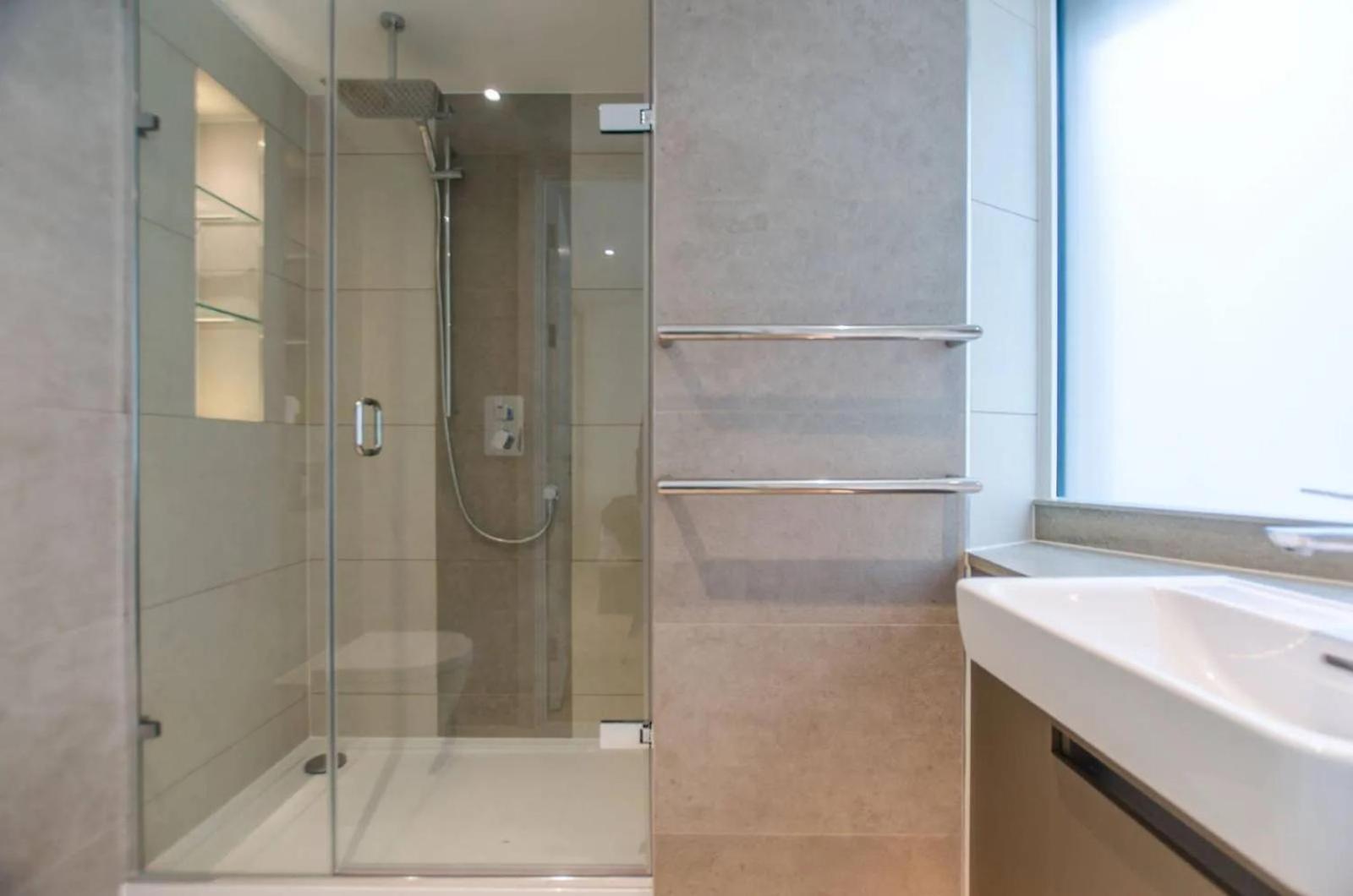 Appartement Luxury 1 Bed With Balcony