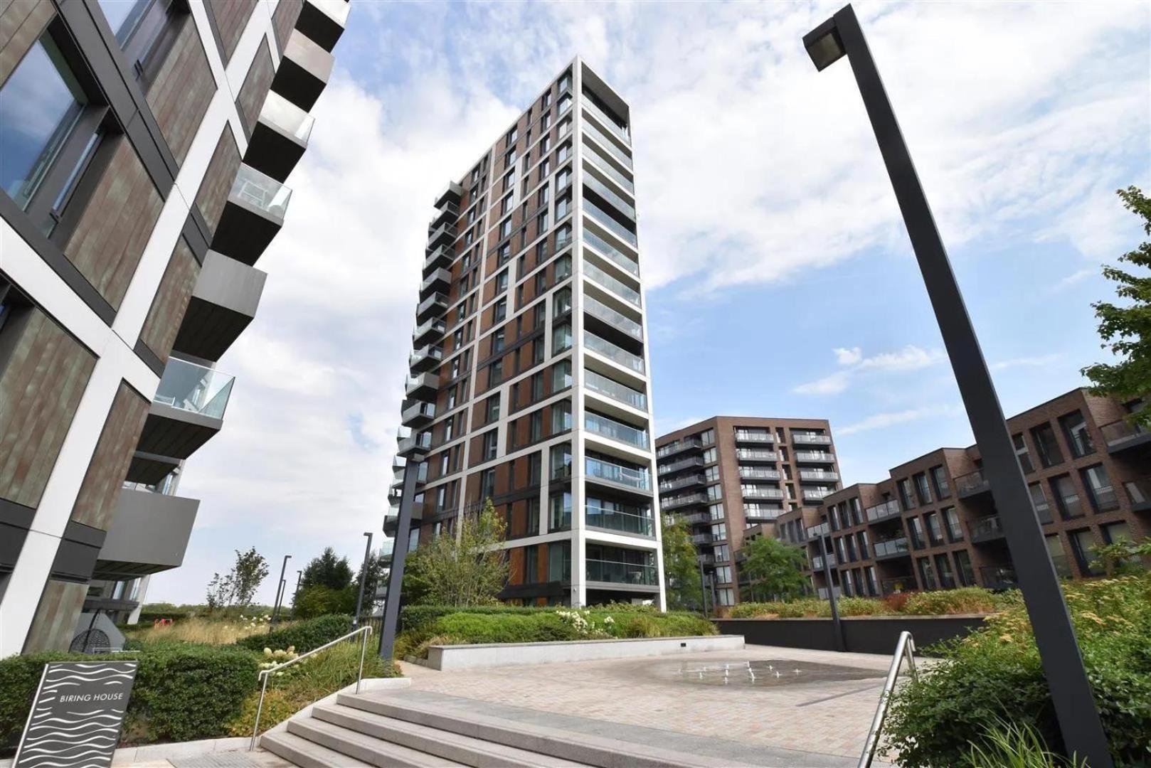 Appartement Luxury 1 Bed With Balcony *
