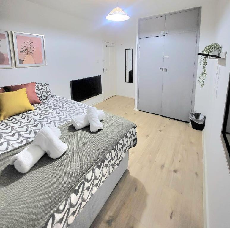 Appartement Three Bed Flat In Mile End *