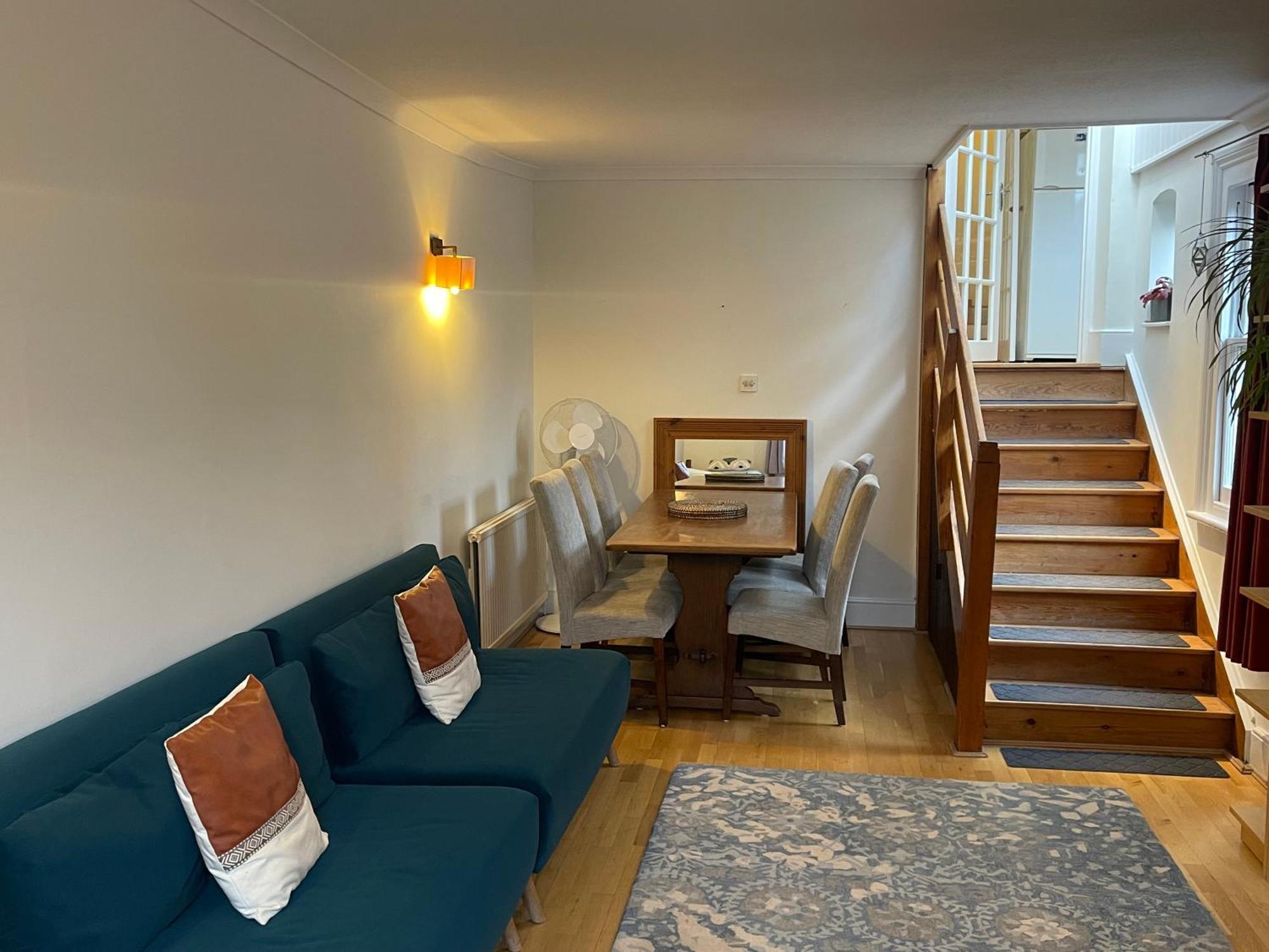 10 Min To The Heart Of - Zone 2 - Charming 2 Bed Appartement