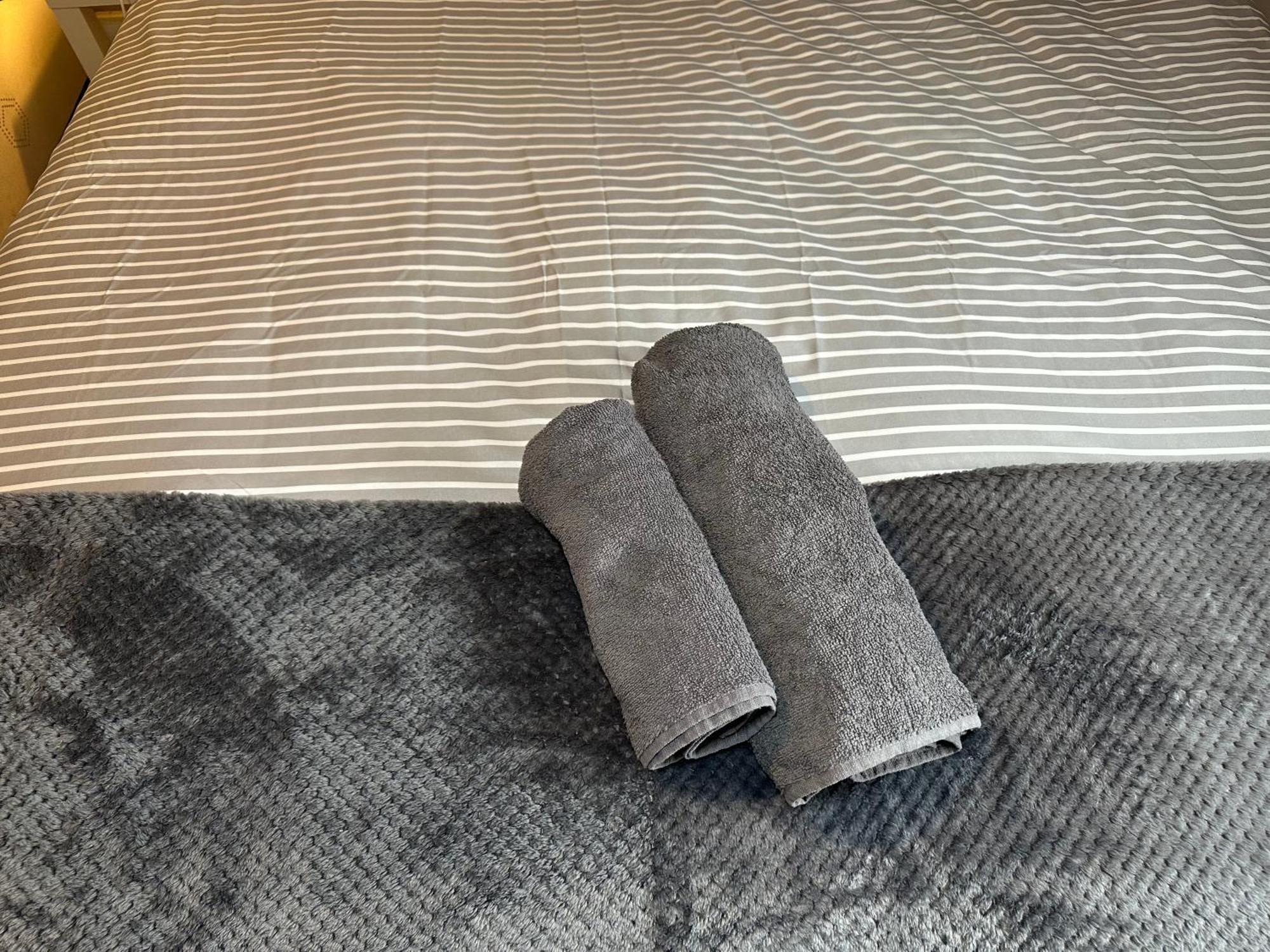 Habitación en casa particular Wembley Serviced Apartment, 20mins From Central *