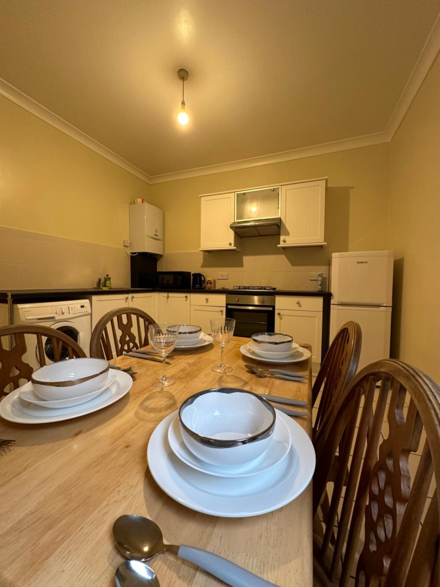 Family 2 Bedroom Flat In Fulham