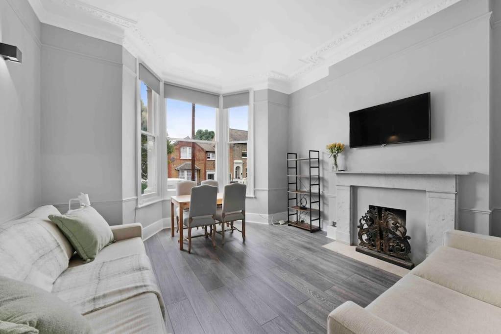 Appartement Chiswick Park Acton Town Garden Londres