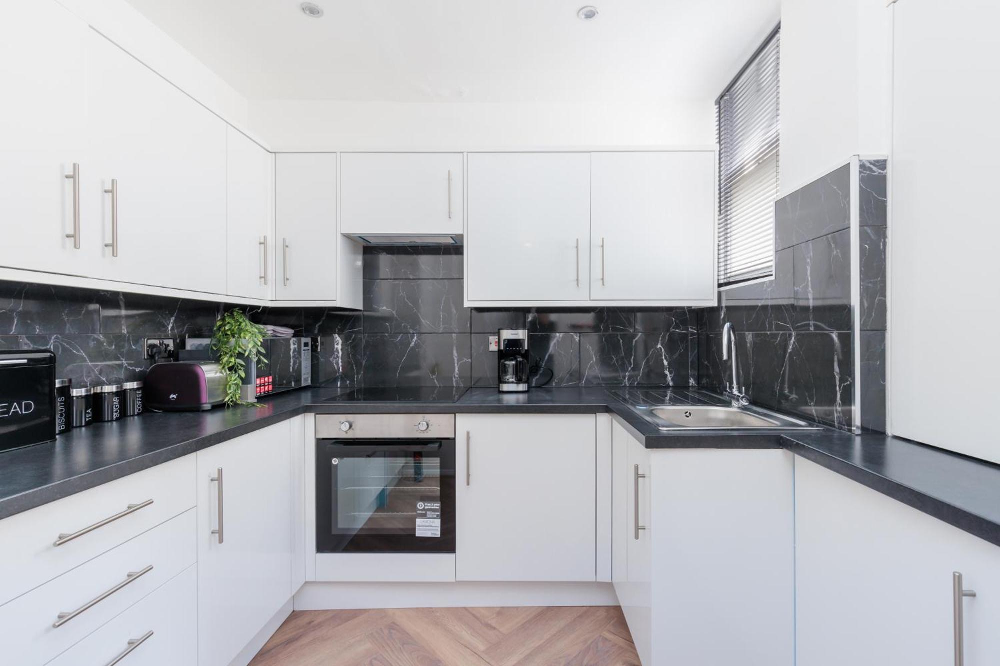 Apartment Luxury 2 Bed Flat In Central