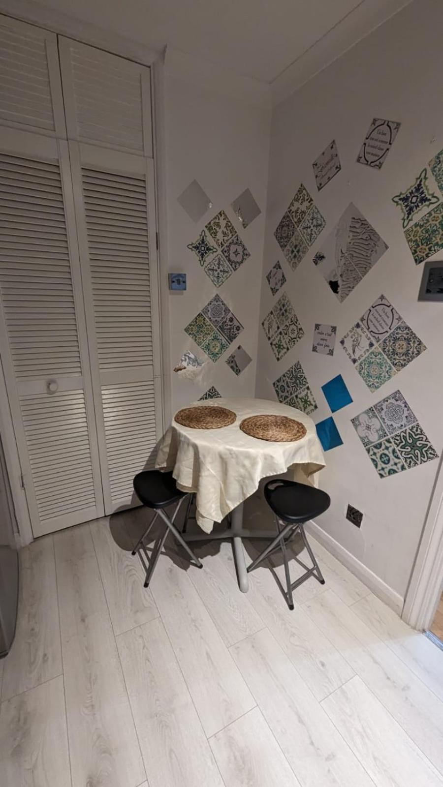 Beautiful Double Bedroom In Shared Flat Near Olympic Park In Stratford Accommodatie bij particulieren Londen
