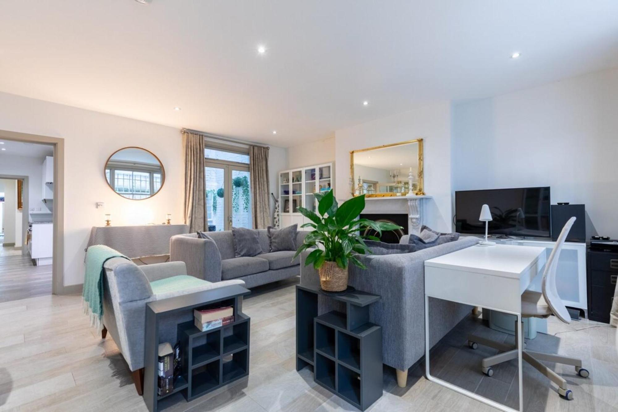 Elegant 2bd Flat 5 Mins To Kensington Gardens! Appartement Londres