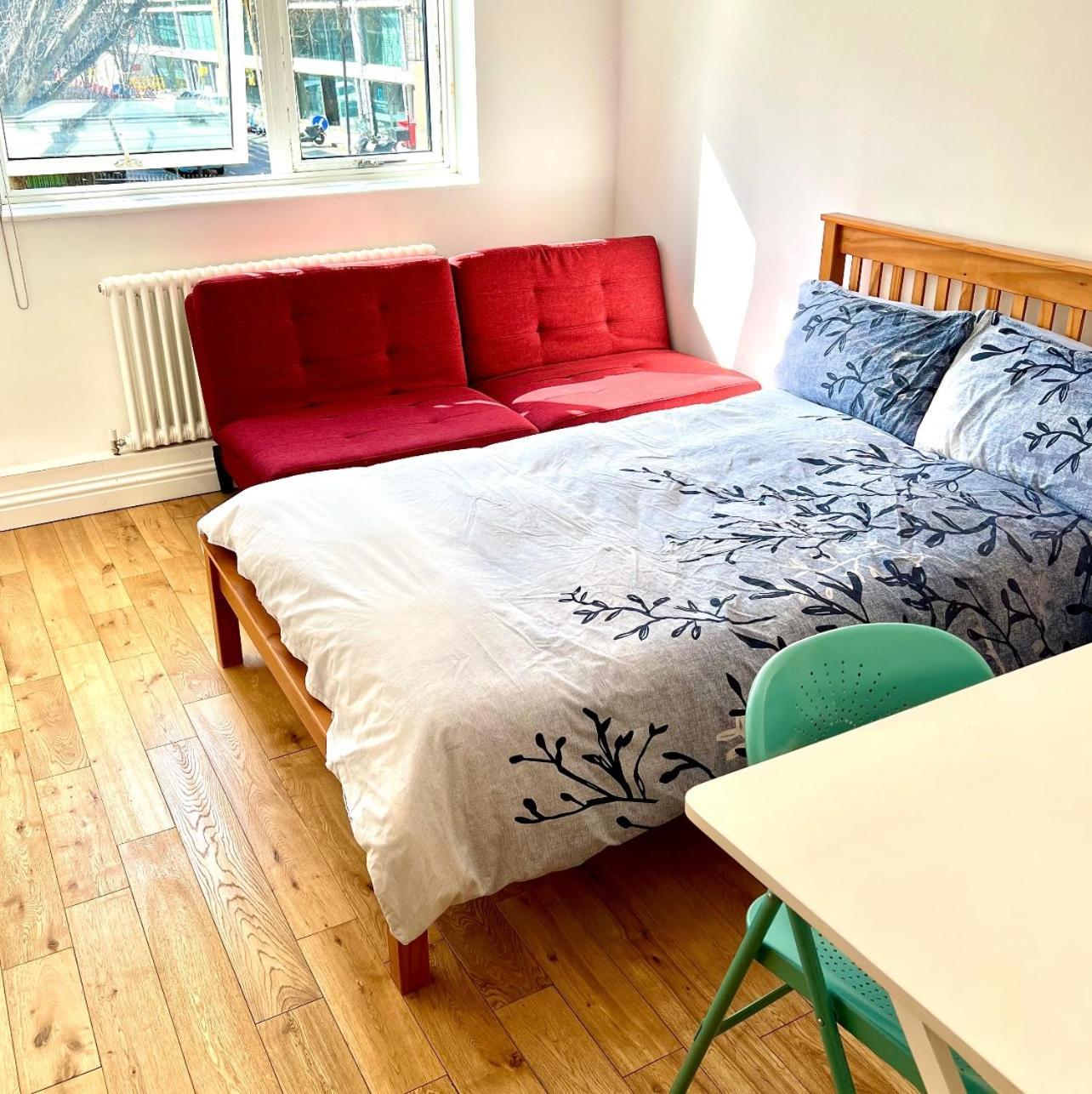 Bed & Breakfast Waterloo - Private In Shared *