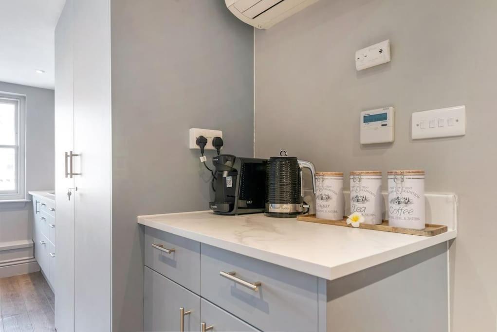 3bdbond Strmayfair - Sleeps 7 Appartement