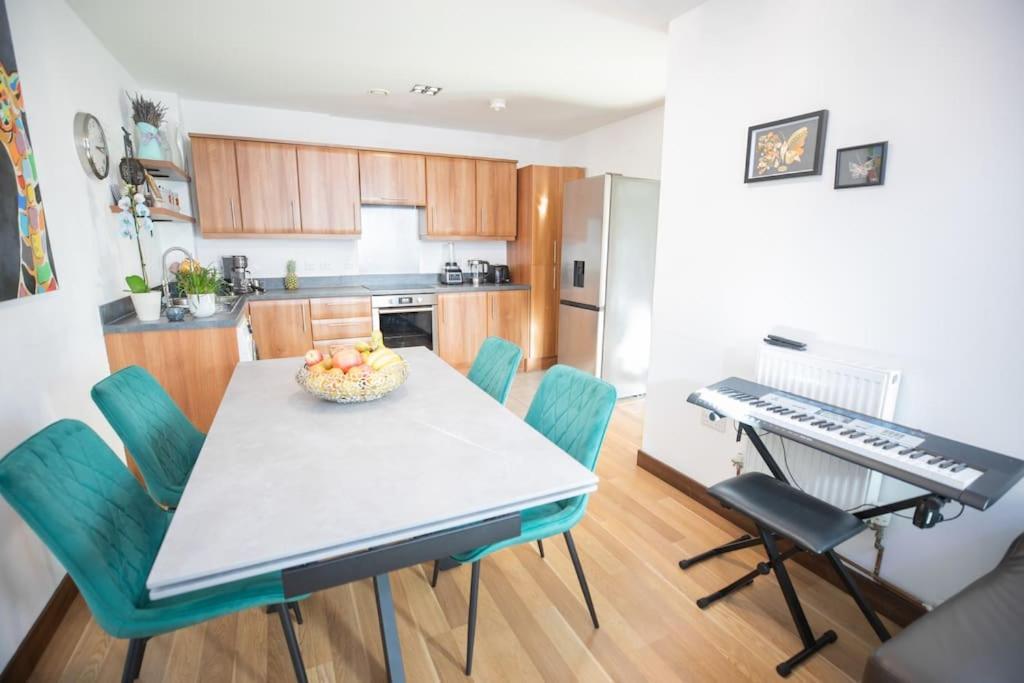 Appartement Lovely 2 Bedroom Overlooking River Thames *