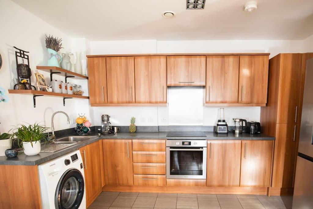 Apartamento Lovely 2 Bedroom Overlooking River Thames