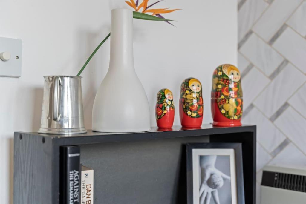 Apartamento 1-bedroom With Free Private Parking - Canary Wharf Londres
