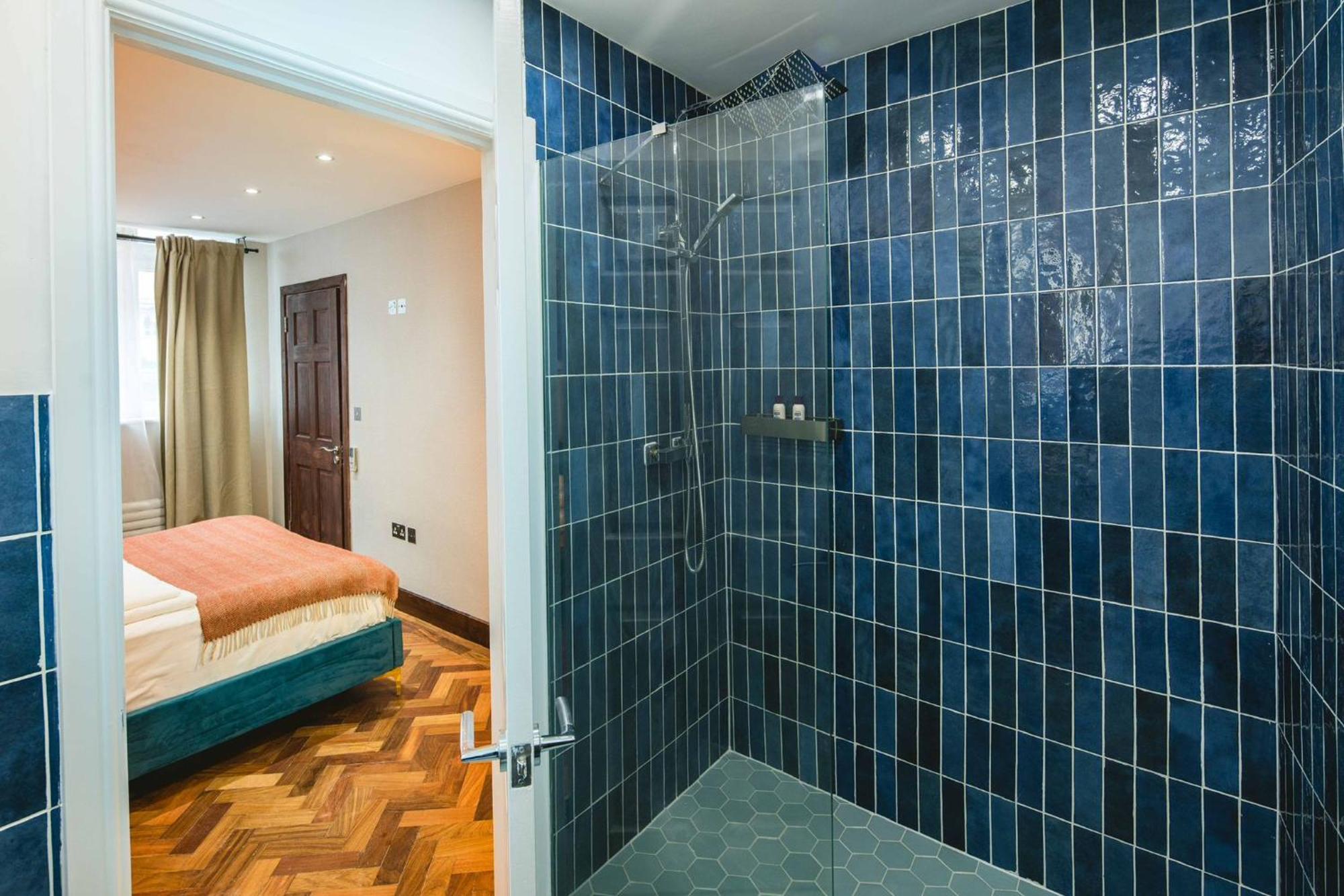 Knightsbridge Harrods 2 Bedrooms, 3 Beds, 2.5 Bath Appartement *